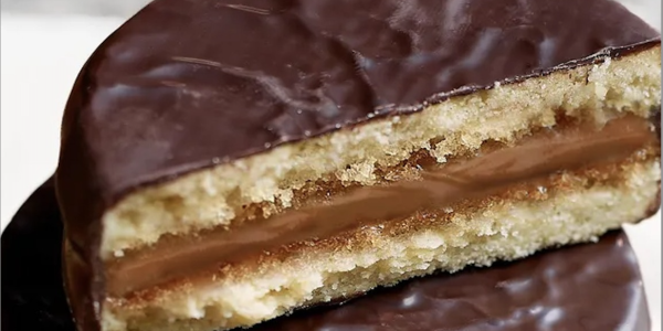 Cover Dark U2 de Puratos: cobertura negra de calidad profesional para tus creaciones más intensas