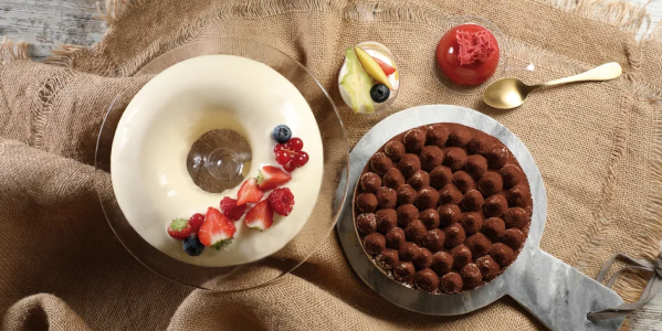 Bavarois de Puratos: chocolate, fresa, limón y queso para un San Valentín lleno de sabor