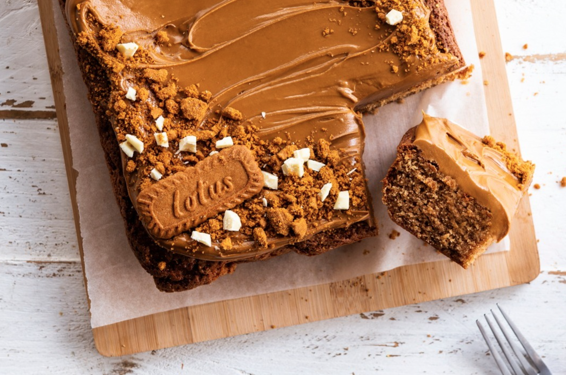 Tarta de Lotus irresistible: cremosa, fácil y con doble sabor a galleta